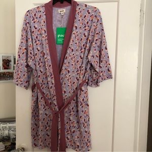 Pact Staycation Short Robe NWT XL/XXL Mod Leopard Wisteria print
